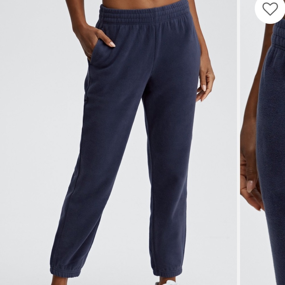 NWT Fabletics Fleece Sweatpants. Size Large Deep Navy 100% Recycled